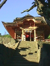Susas Kan-no-miya Jinja: front view.